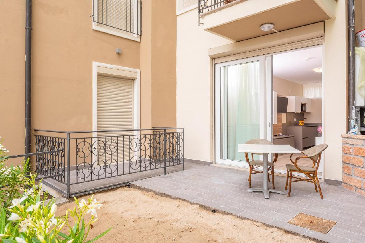 Residenza Panorama Aparthotel Costermano Exterior photo