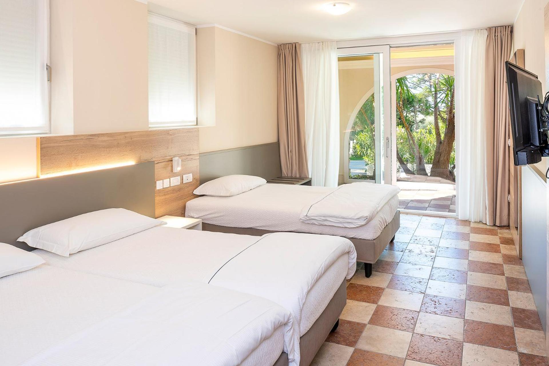 Residenza Panorama Aparthotel Costermano Exterior photo